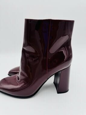 JLO Jennifer Lopez Josey Patent Ankle Boots Burgundy Size 8.5